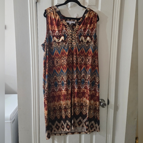 Emma & Michele Dresses & Skirts - 2x stretchy dress